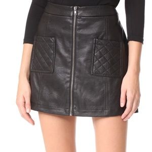 BB Dakota Leather Zipper Skirt